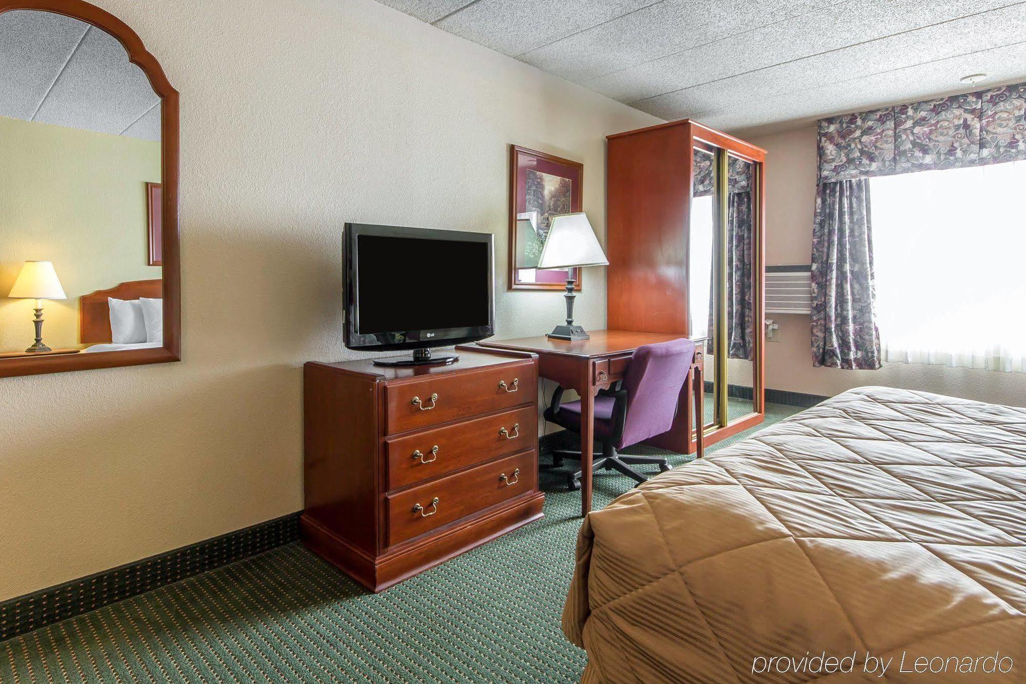 Clarion Hotel&Convention Center Baraboo Exterior foto