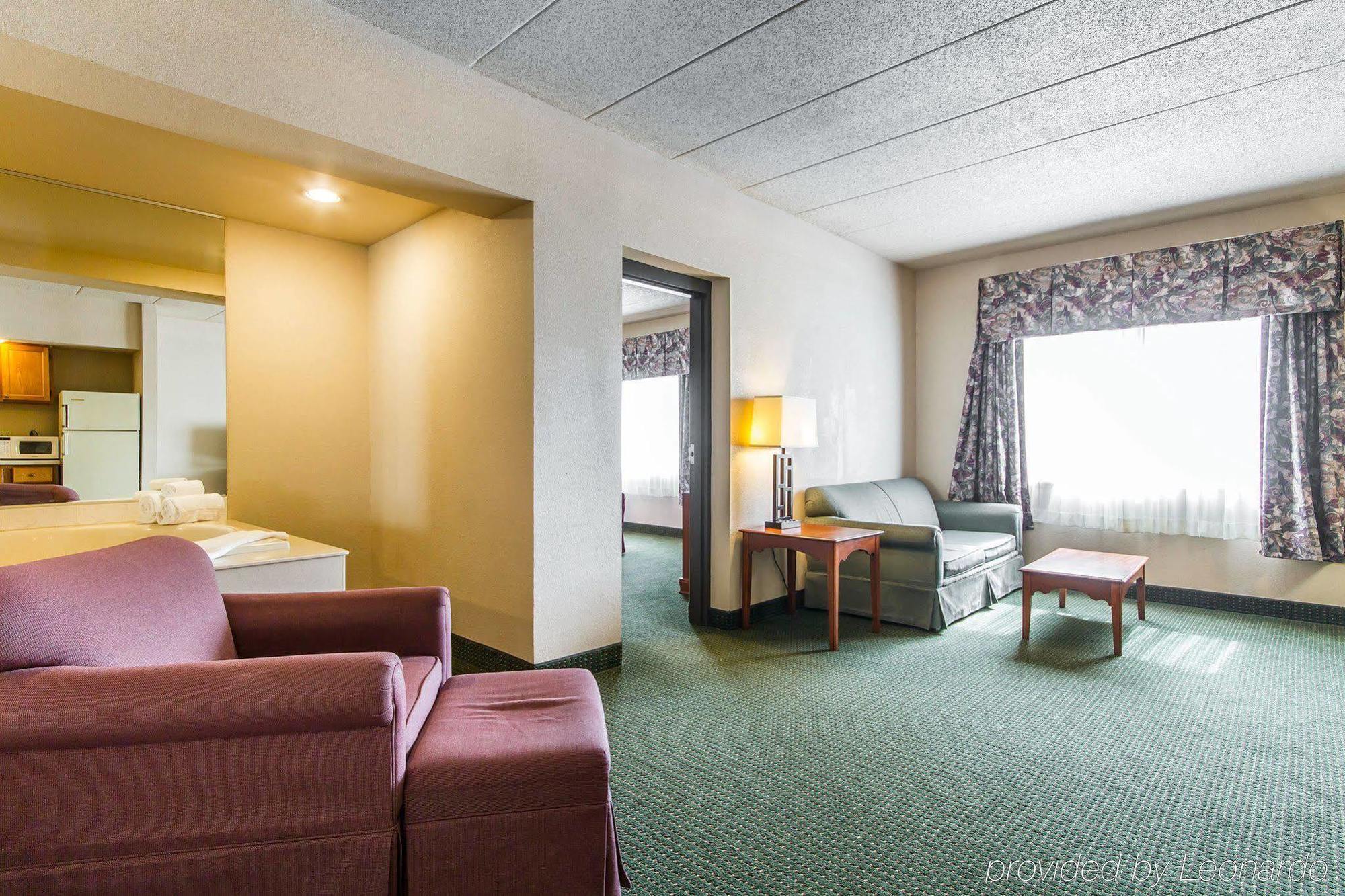 Clarion Hotel&Convention Center Baraboo Exterior foto